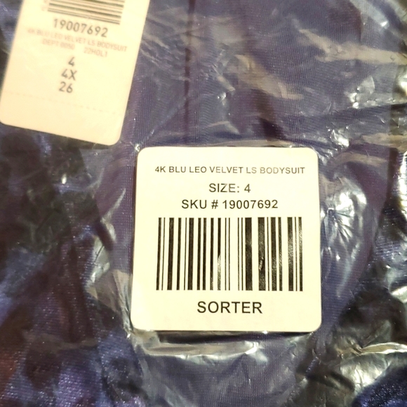 ❤️NWT VINTAGE TORRID BODYSUIT LEOPARD ANIMAL PRINT STRETCH VELVET PUFFY SLEEVES - Picture 8 of 16